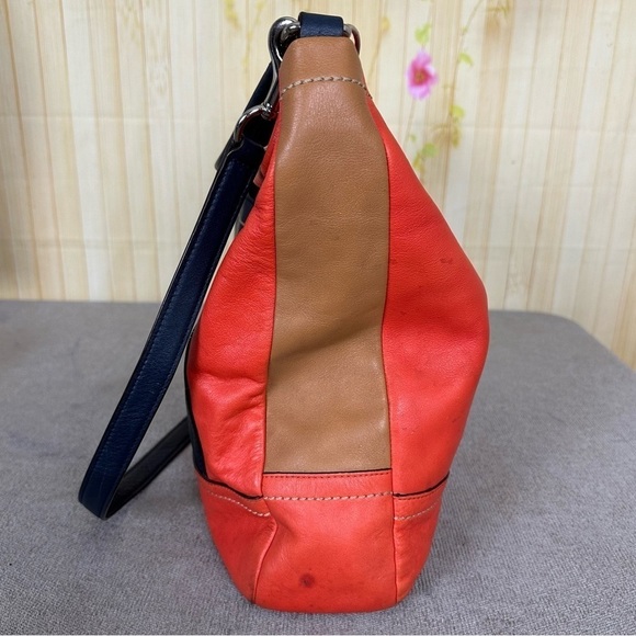 COACH Color Block Hobo Bag F24369 Vermillion Park Orange - Picture 4 of 16